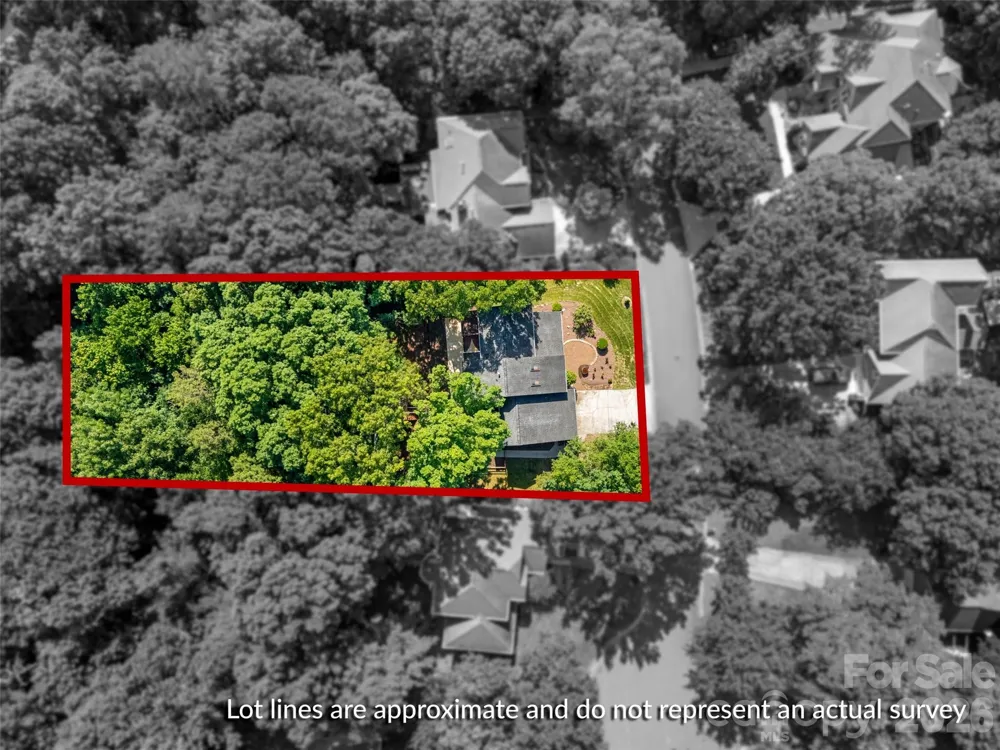7057 Mariners Court Tega Cay, SC 29708