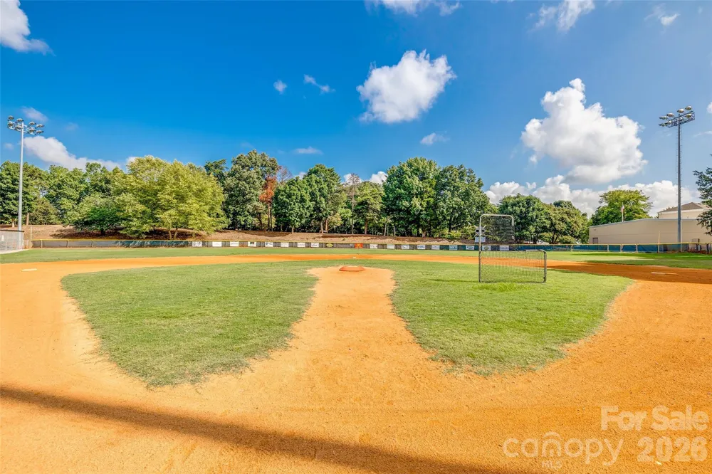 7057 Mariners Court Tega Cay, SC 29708