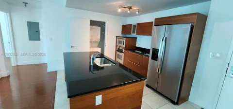 1900 Bayshore Dr #3717