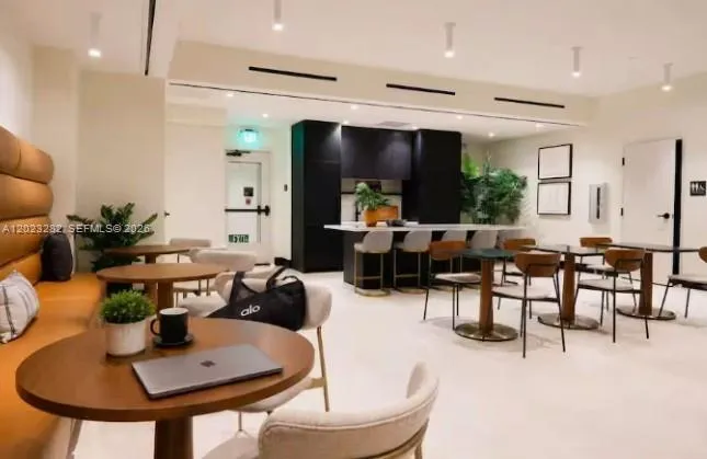 225 Miami Ave #2108 Miami, FL 33128