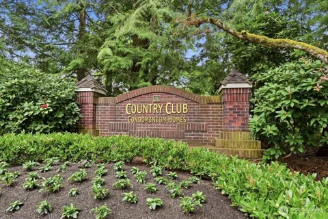 15433 Country Club Drive #E305