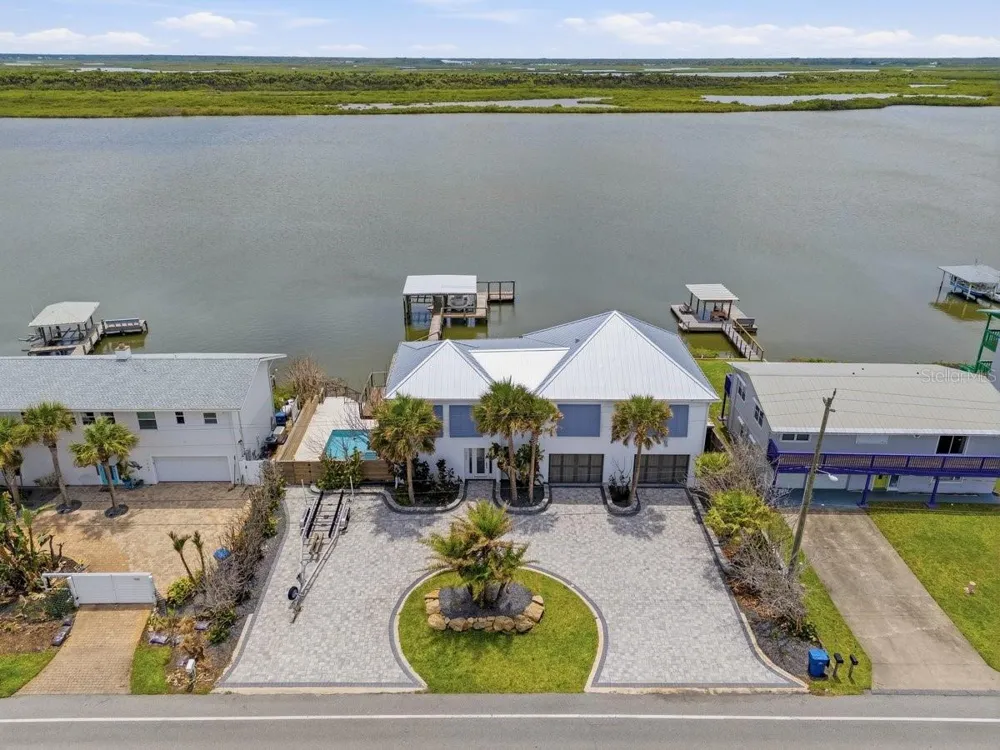 7050 TURTLEMOUND ROAD New Smyrna Beach, FL 32169