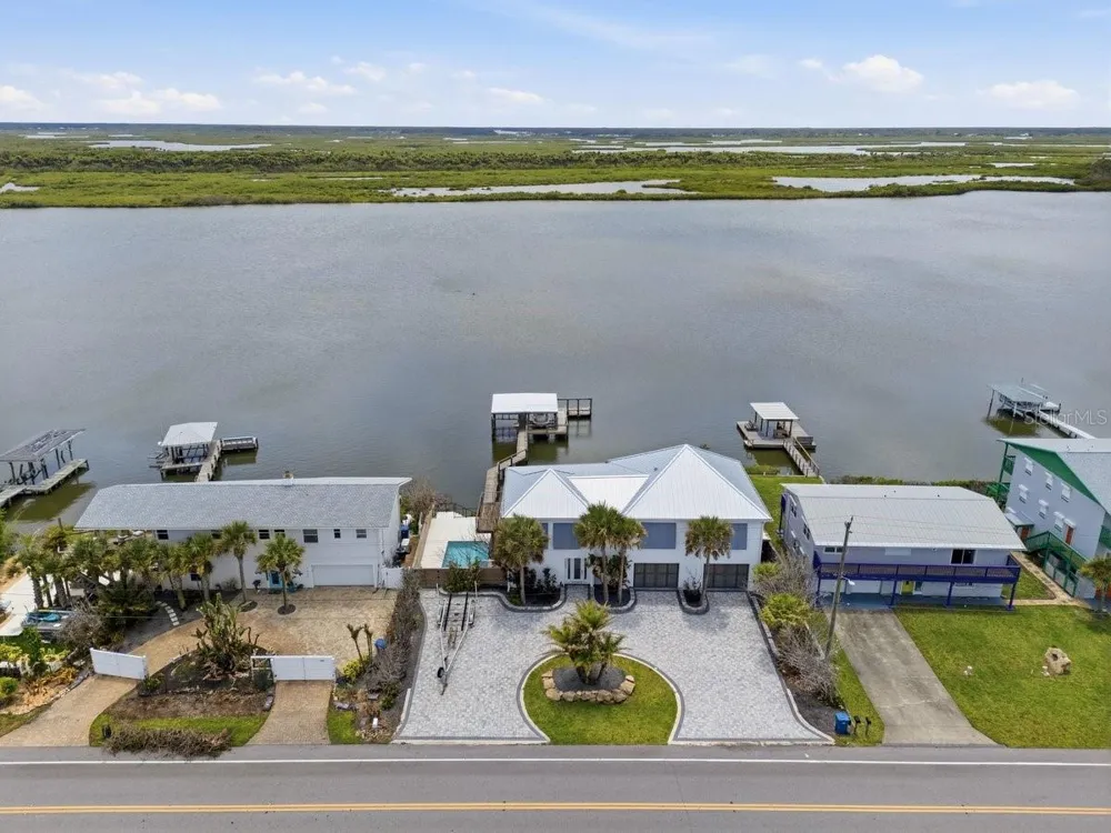 7050 TURTLEMOUND ROAD New Smyrna Beach, FL 32169