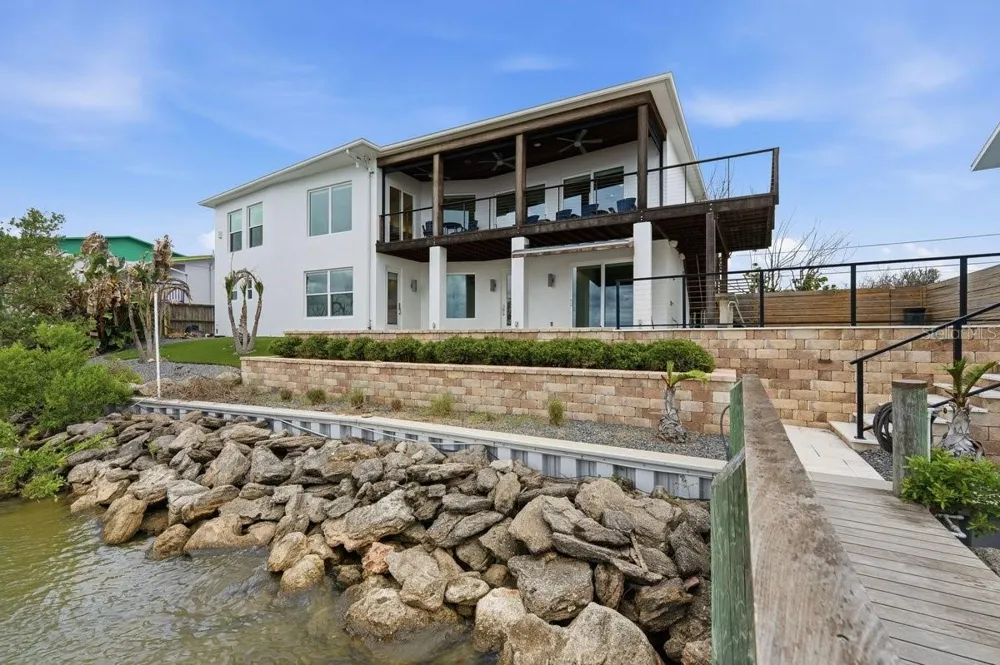 7050 TURTLEMOUND ROAD New Smyrna Beach, FL 32169