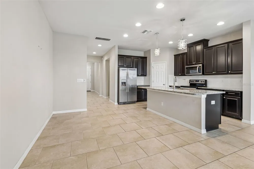 18843 ULMUS STREET Lutz, FL 33558