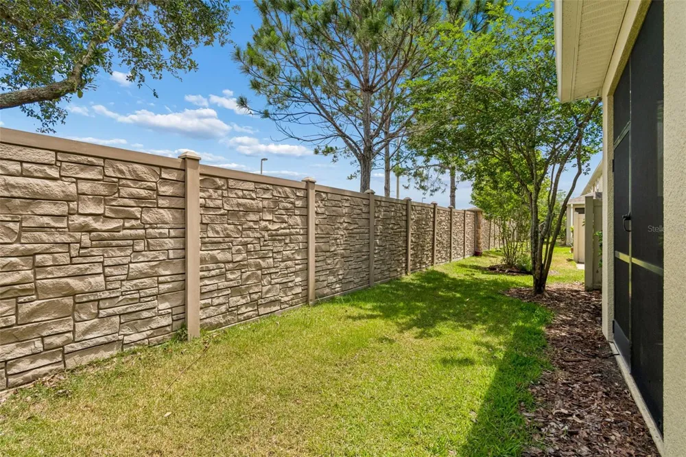 18843 ULMUS STREET Lutz, FL 33558