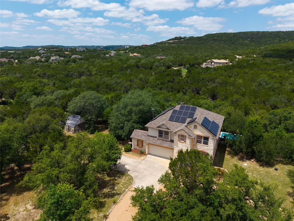 8122 Lime Creek Road Volente, TX 78641