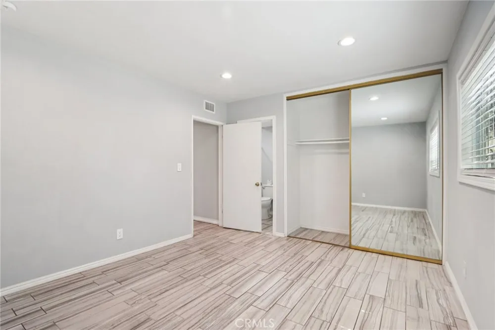 14657 Novice Street Panorama City, CA 91402