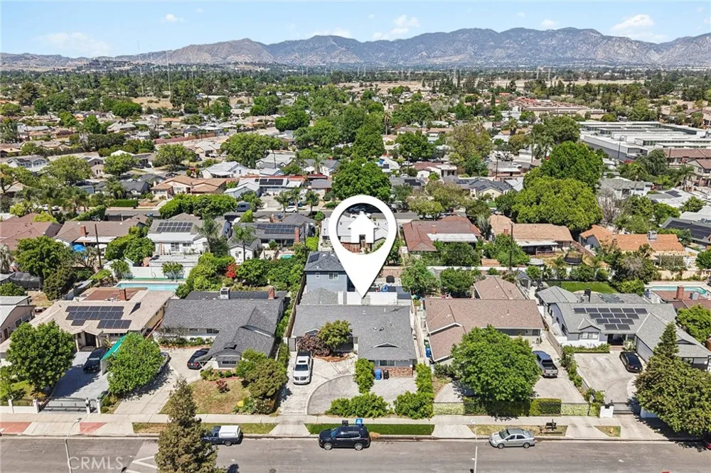 14657 Novice Street Panorama City, CA 91402