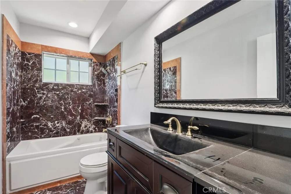 14657 Novice Street Panorama City, CA 91402