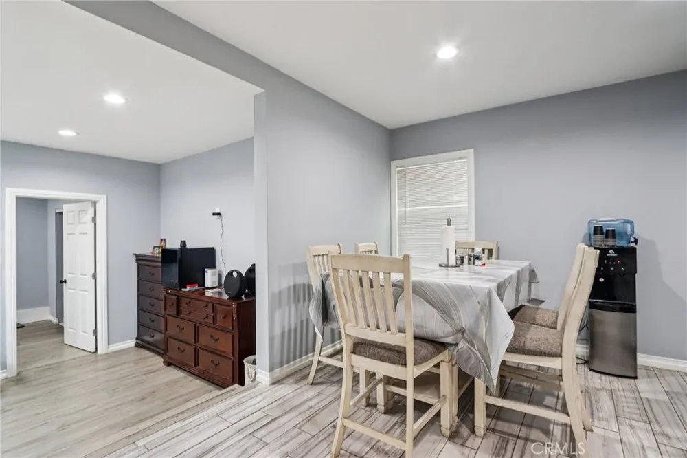 14657 Novice Street Panorama City, CA 91402