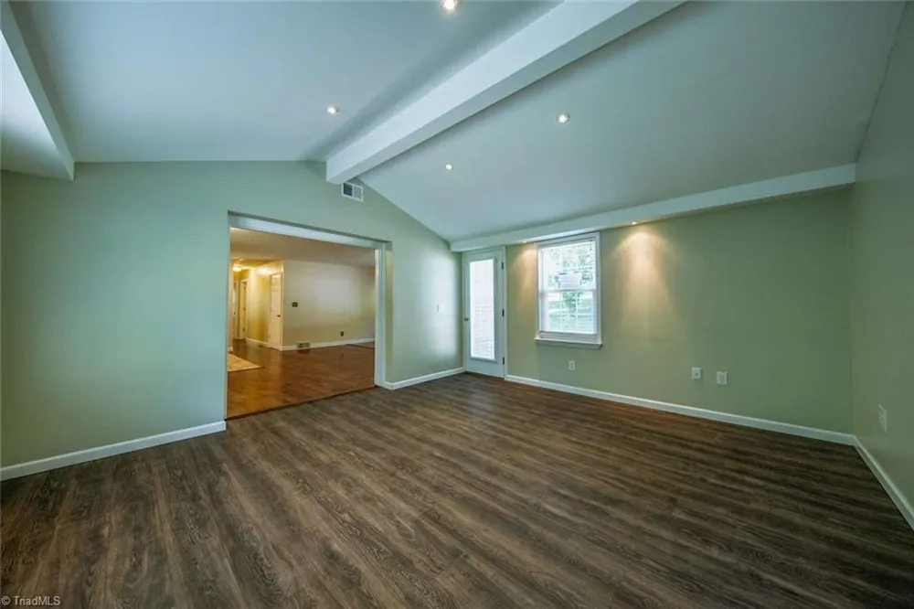 3155 Rainbow Avenue Pfafftown, NC 27040