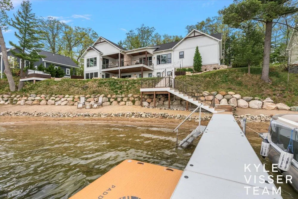 5109 E Manitou Way Croton Township, MI 49337
