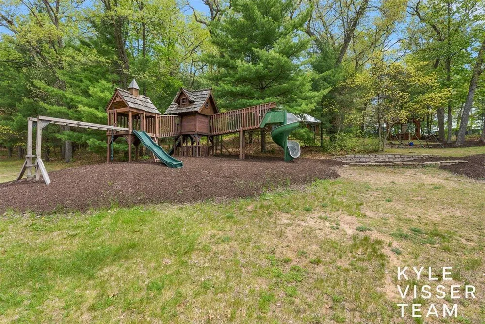 5109 E Manitou Way Croton Township, MI 49337