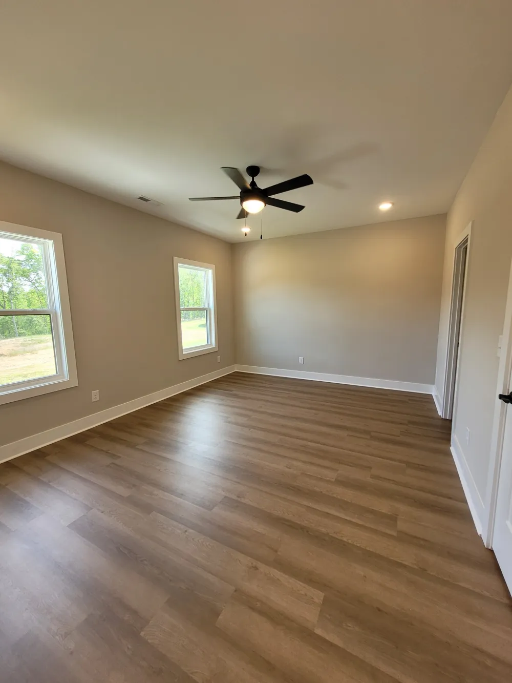 200 Sandalwood Way Dickson, TN 37055