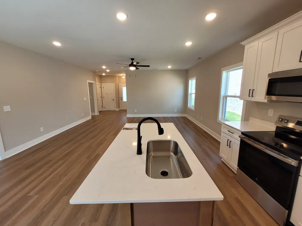 200 Sandalwood Way Dickson, TN 37055
