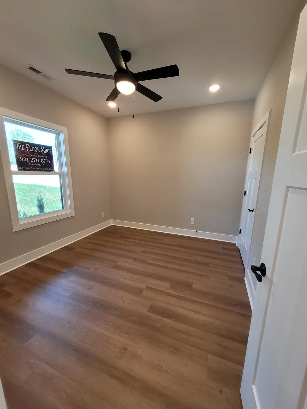 200 Sandalwood Way Dickson, TN 37055
