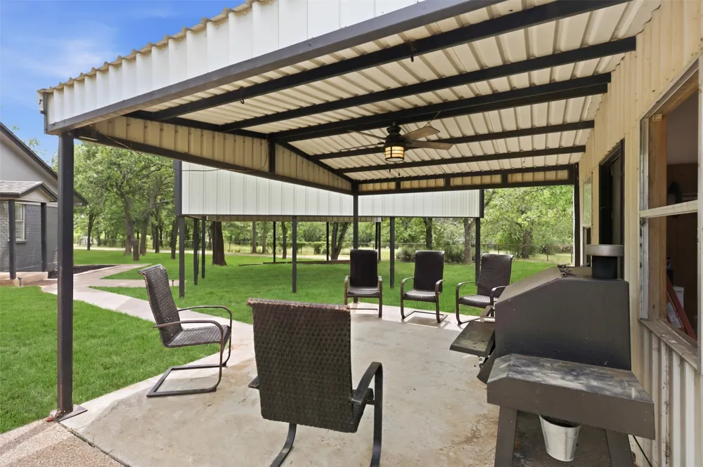 992 Fm 2210 Bridgeport, TX 76426