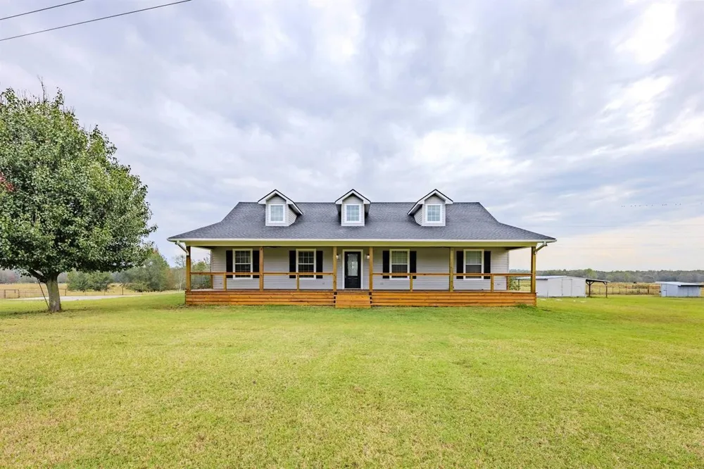 5300 N Hwy 37 Winnsboro, TX 75494