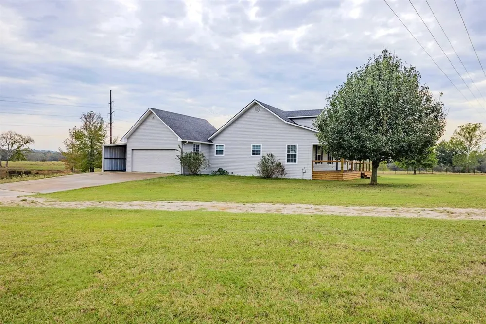 5300 N Hwy 37 Winnsboro, TX 75494