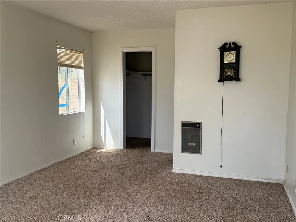 57313 Holland Anza, CA 92539