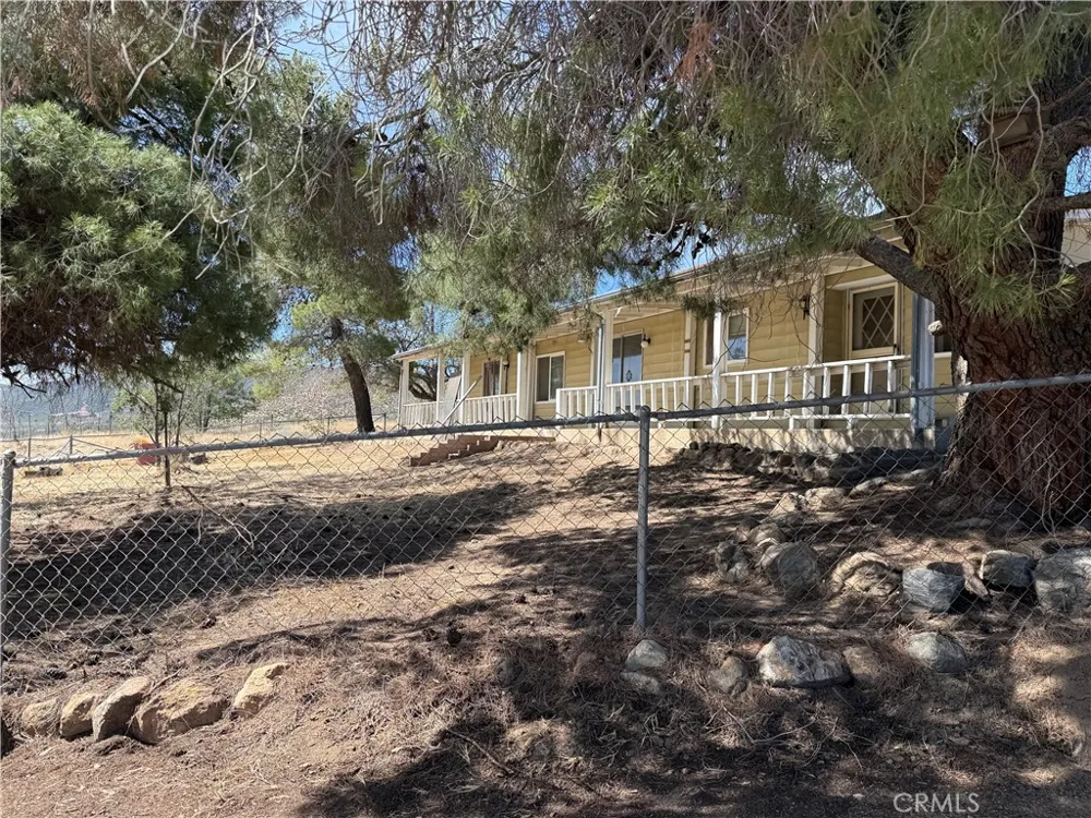 57313 Holland Anza, CA 92539