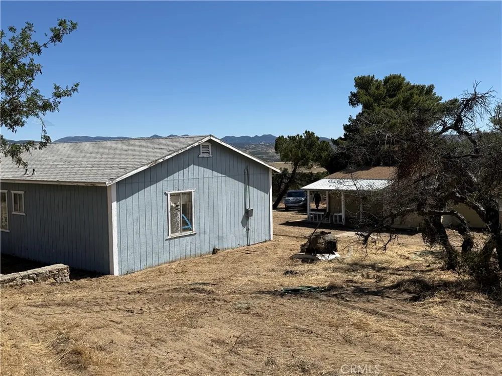 57313 Holland Anza, CA 92539