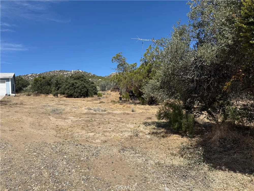 57313 Holland Anza, CA 92539