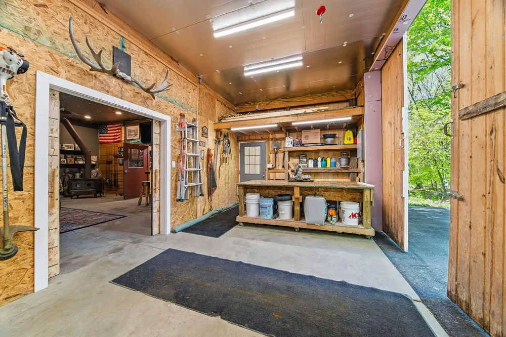 2099 E Clear Lake Road Buchanan, MI 49107