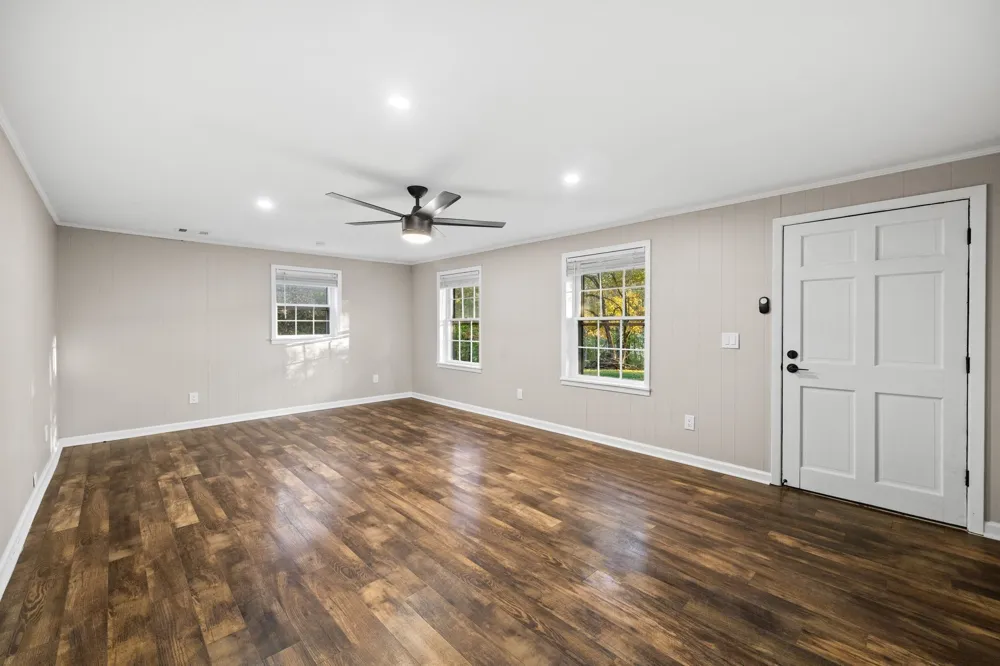 133 Mockerson Rd Leoma, TN 38468
