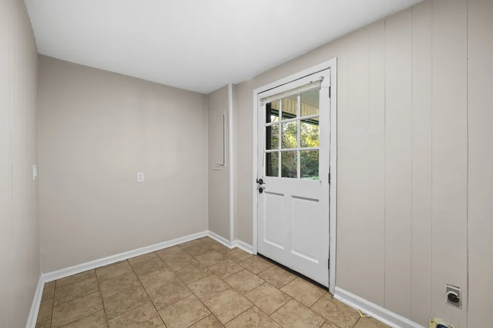 133 Mockerson Rd Leoma, TN 38468