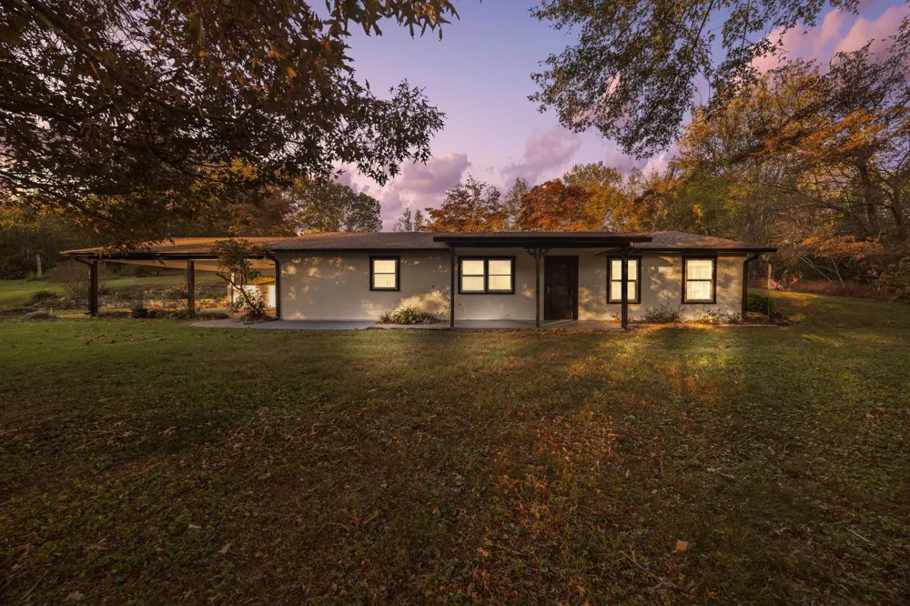 133 Mockerson Rd Leoma, TN 38468