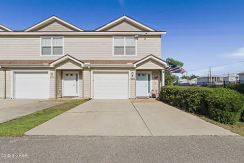 202 Callaway Chase Lane