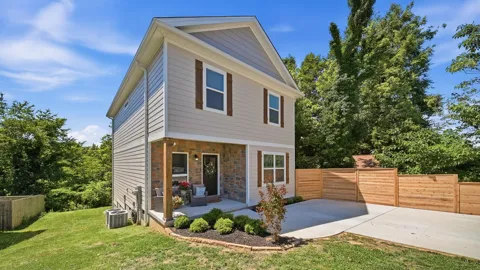 130 Goodson Avenue