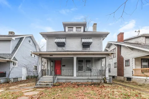 1249 Everett Drive