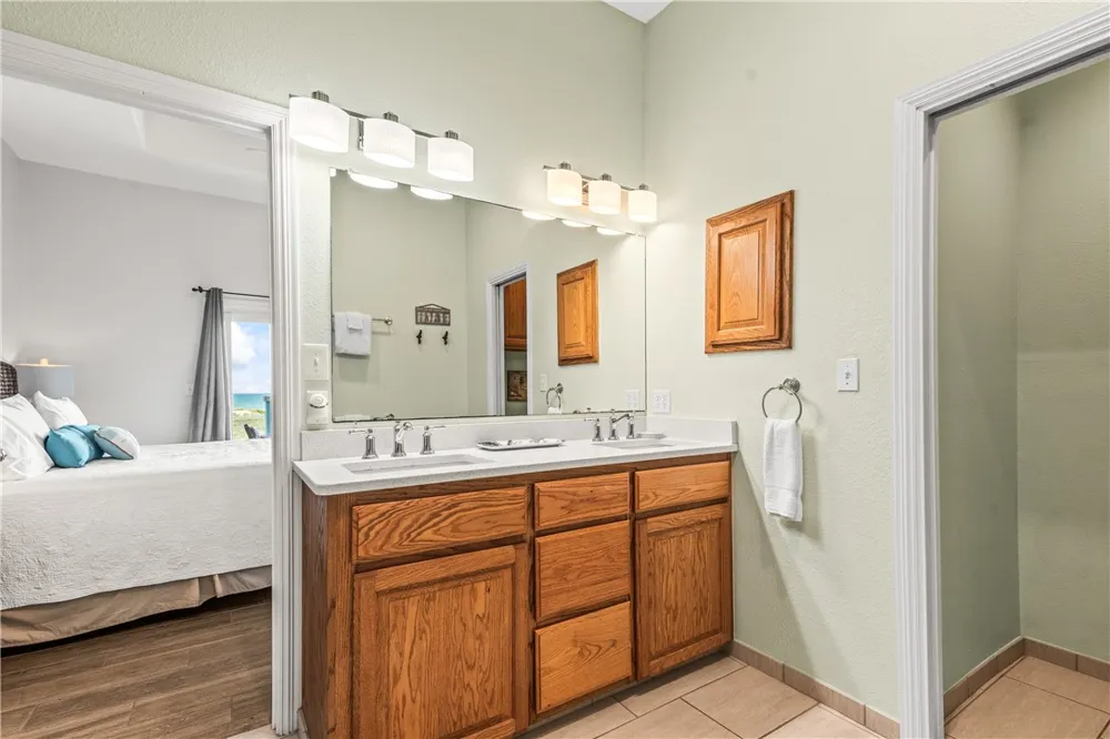 5601 State Highway 361 #103 Port Aransas, TX 78373