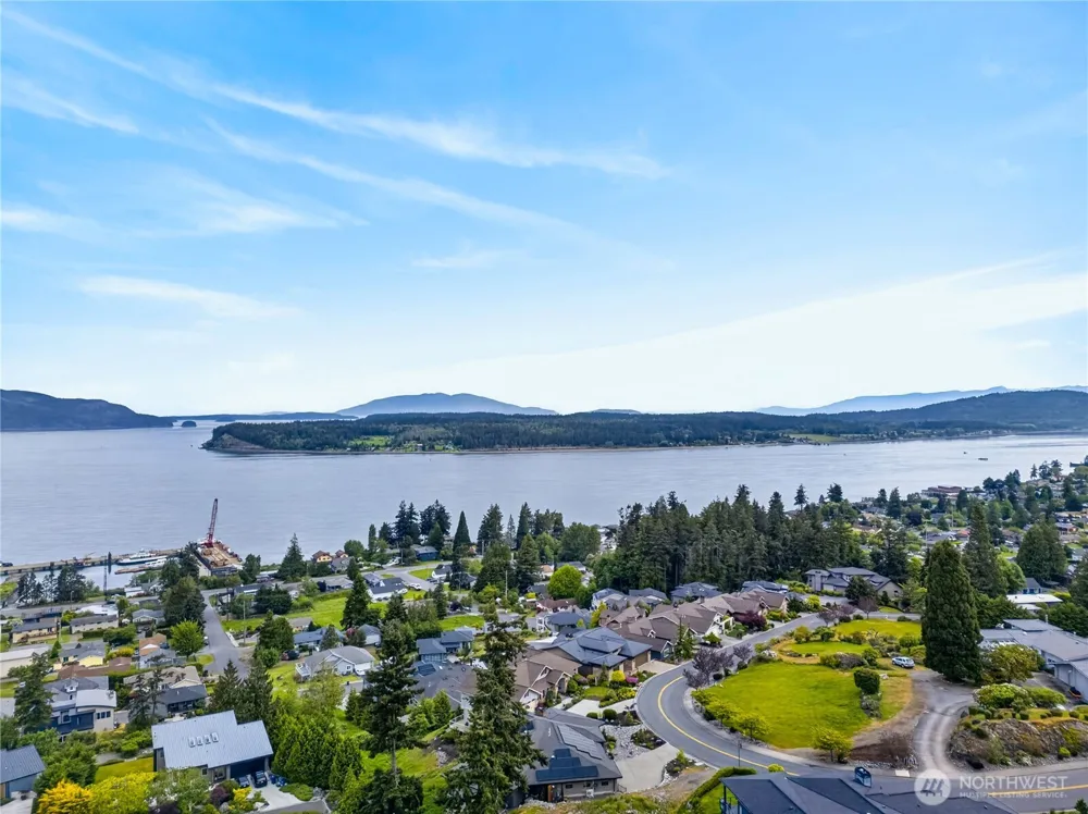 2915 17th Street Anacortes, WA 98221
