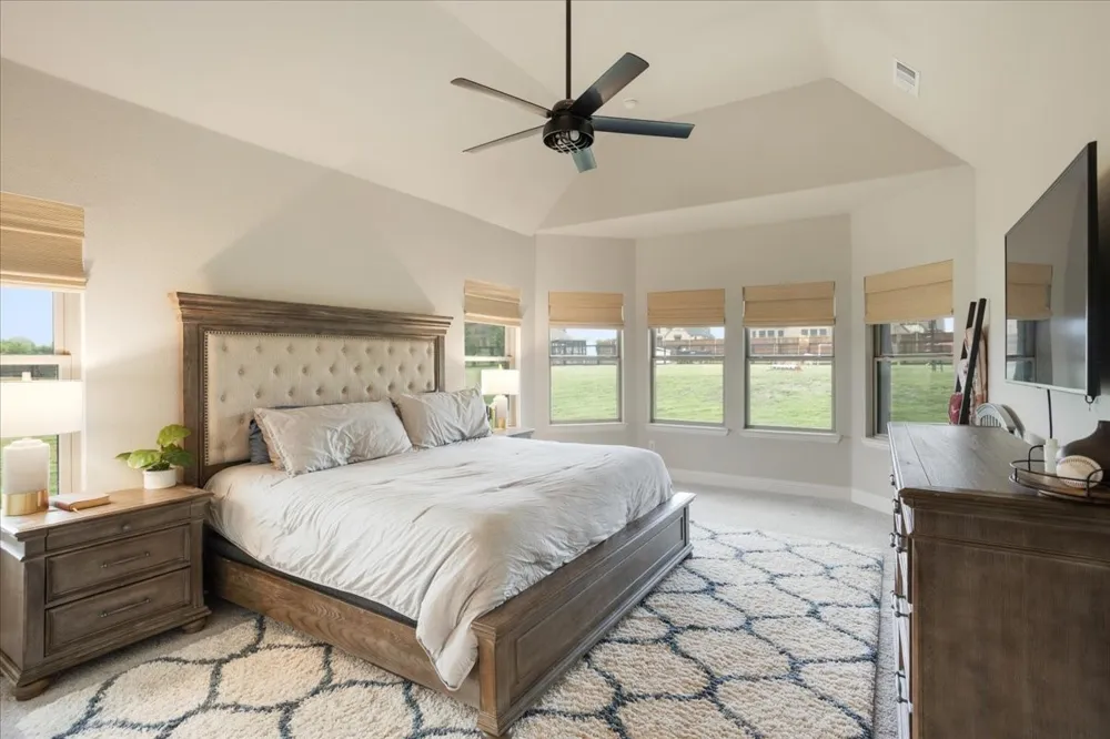 1205 Redbud Howe, TX 75459