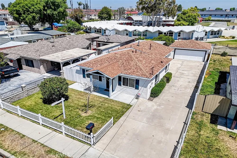 3341 W 147th Hawthorne, CA 90250