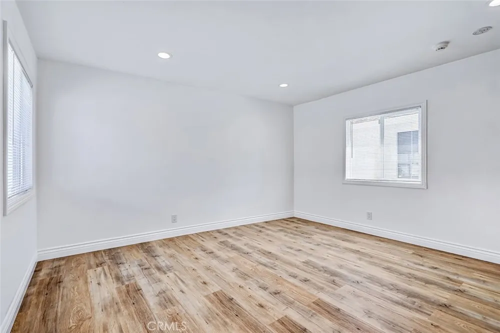 3341 W 147th Hawthorne, CA 90250