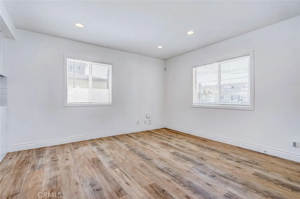 3341 W 147th Hawthorne, CA 90250