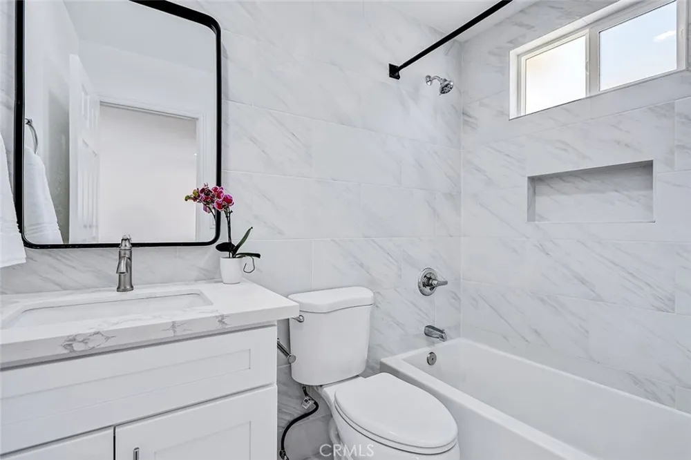 3341 W 147th Hawthorne, CA 90250