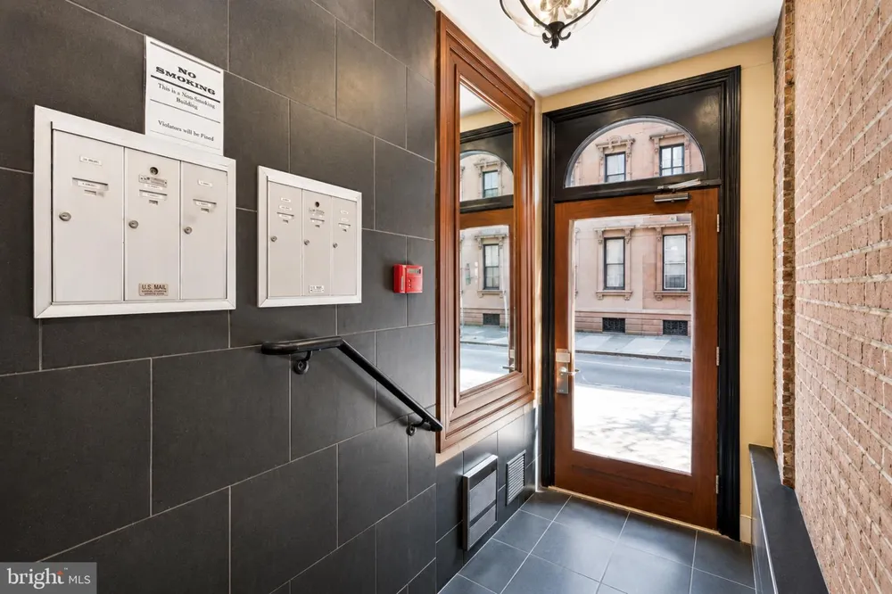 1519 PINE STREET #4 Philadelphia, PA 19102