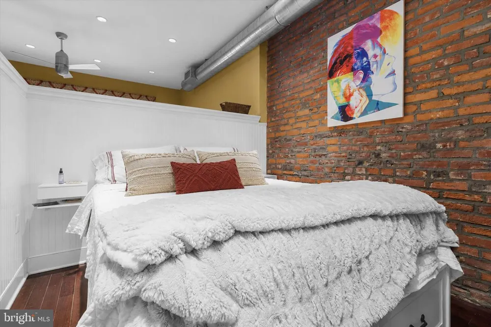 1519 PINE STREET #4 Philadelphia, PA 19102