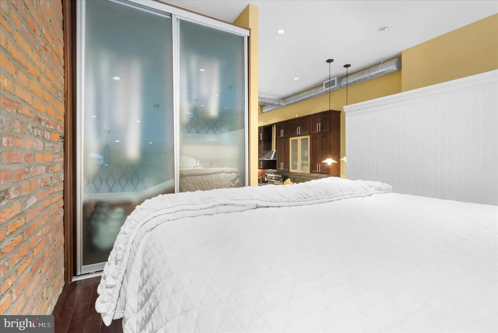 1519 PINE STREET #4 Philadelphia, PA 19102