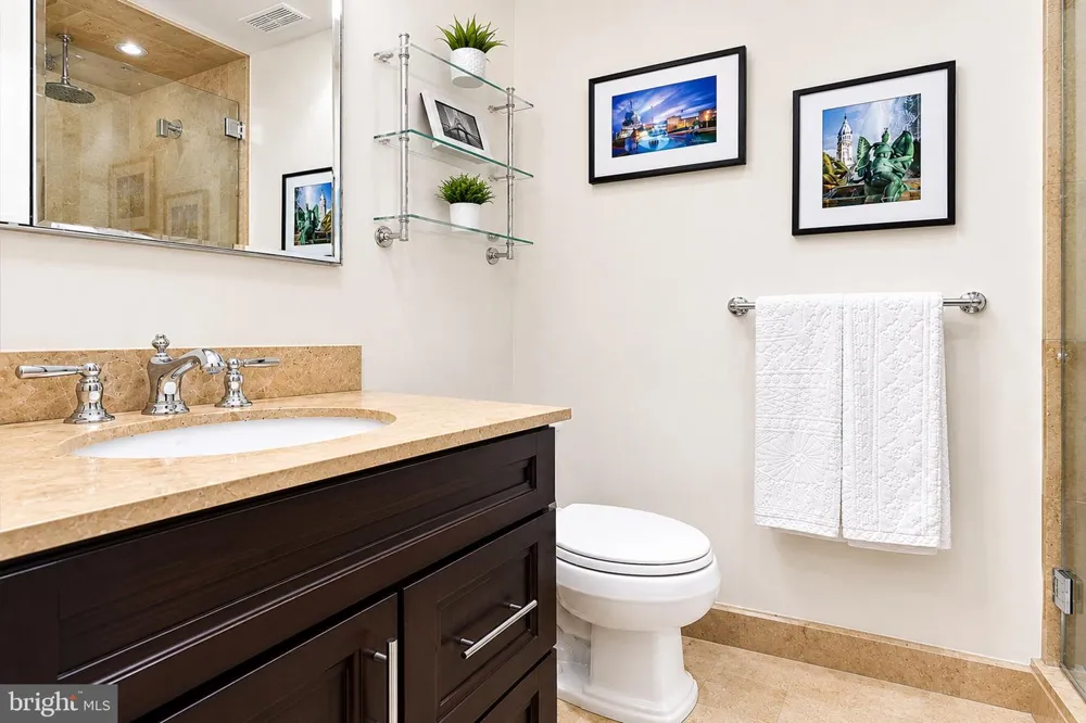 1519 PINE STREET #4 Philadelphia, PA 19102