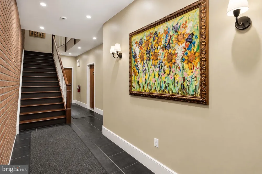 1519 PINE STREET #4 Philadelphia, PA 19102