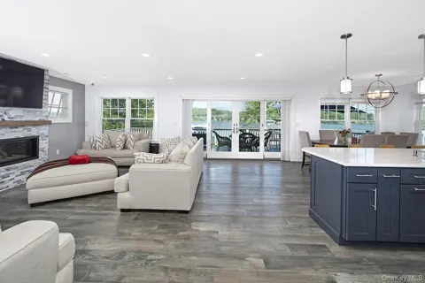 34 Lakeside Drive