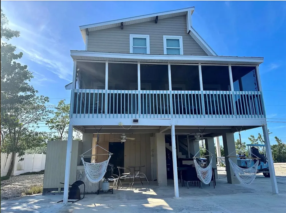 813 Hawksbill Ln Sugarloaf, FL 33042
