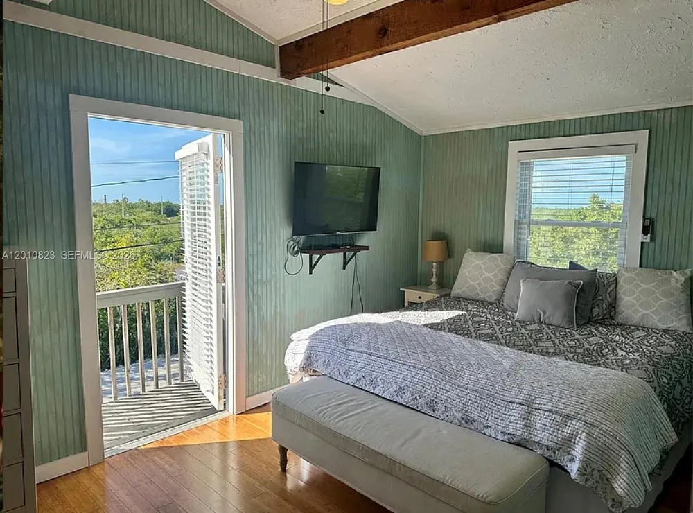 813 Hawksbill Ln Sugarloaf, FL 33042